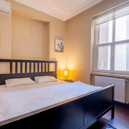 Designer Flat With 3 Bedrooms Istanbul