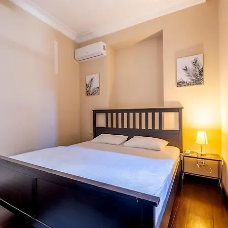 شقة Designer Flat With 3 Bedrooms اسطنبول